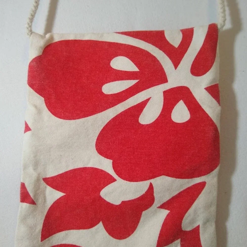 NO brand tropical print crossbody bag/passport/money purse - Picture 2 of 5